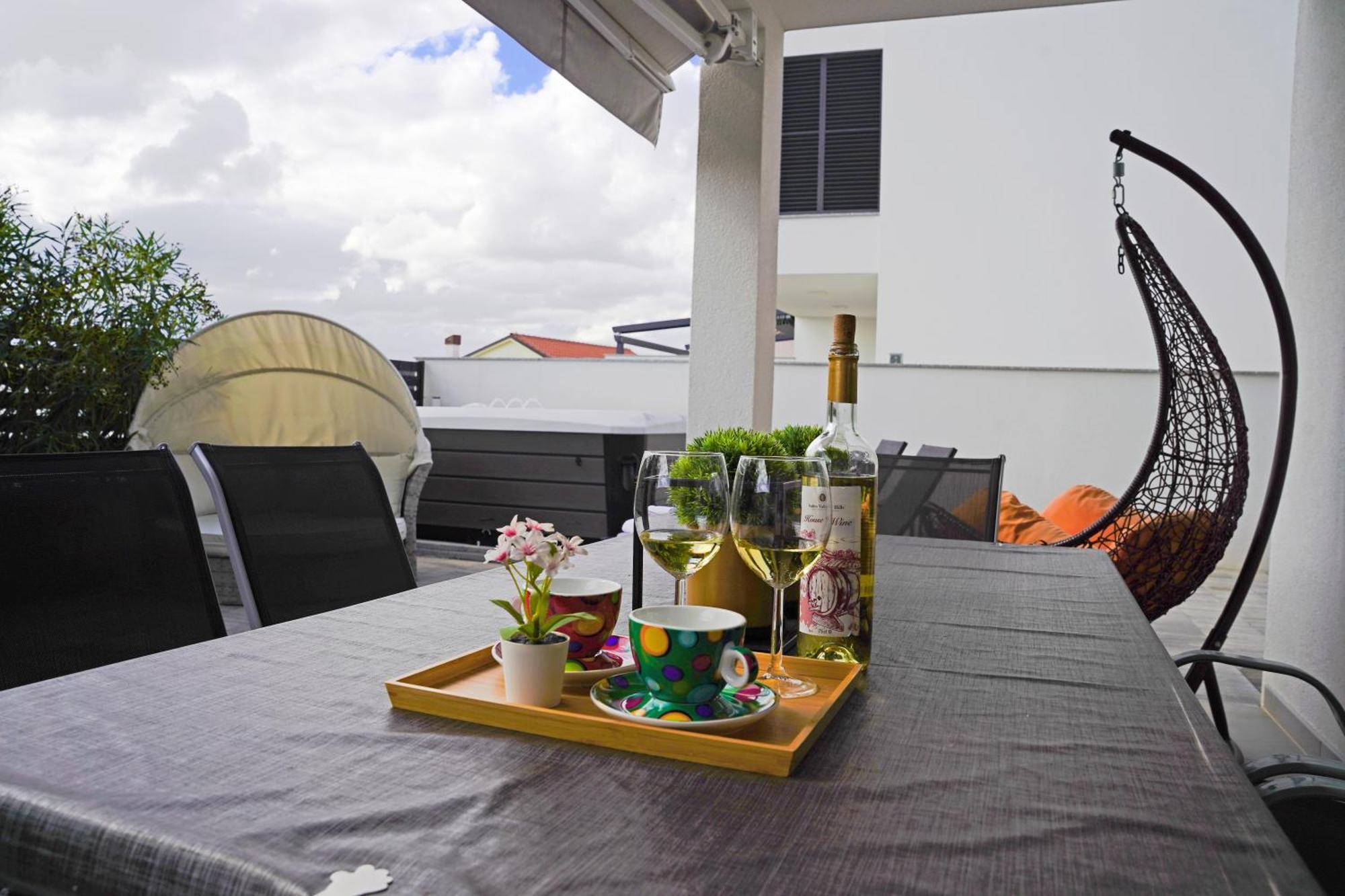 Sobol 'navis' With Private Jacuzzi Apartment Crikvenica