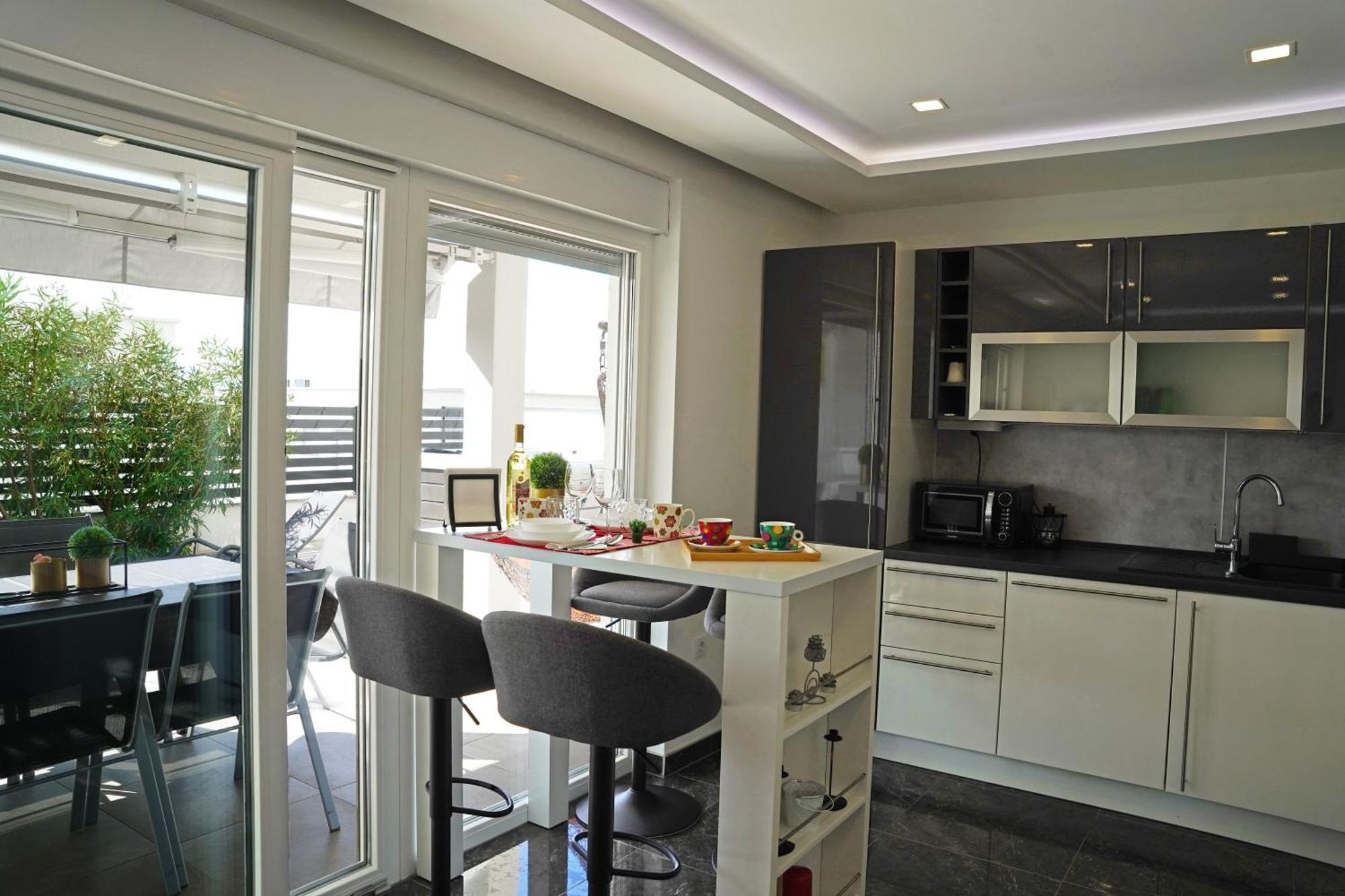 Sobol 'navis' With Private Jacuzzi Apartment *