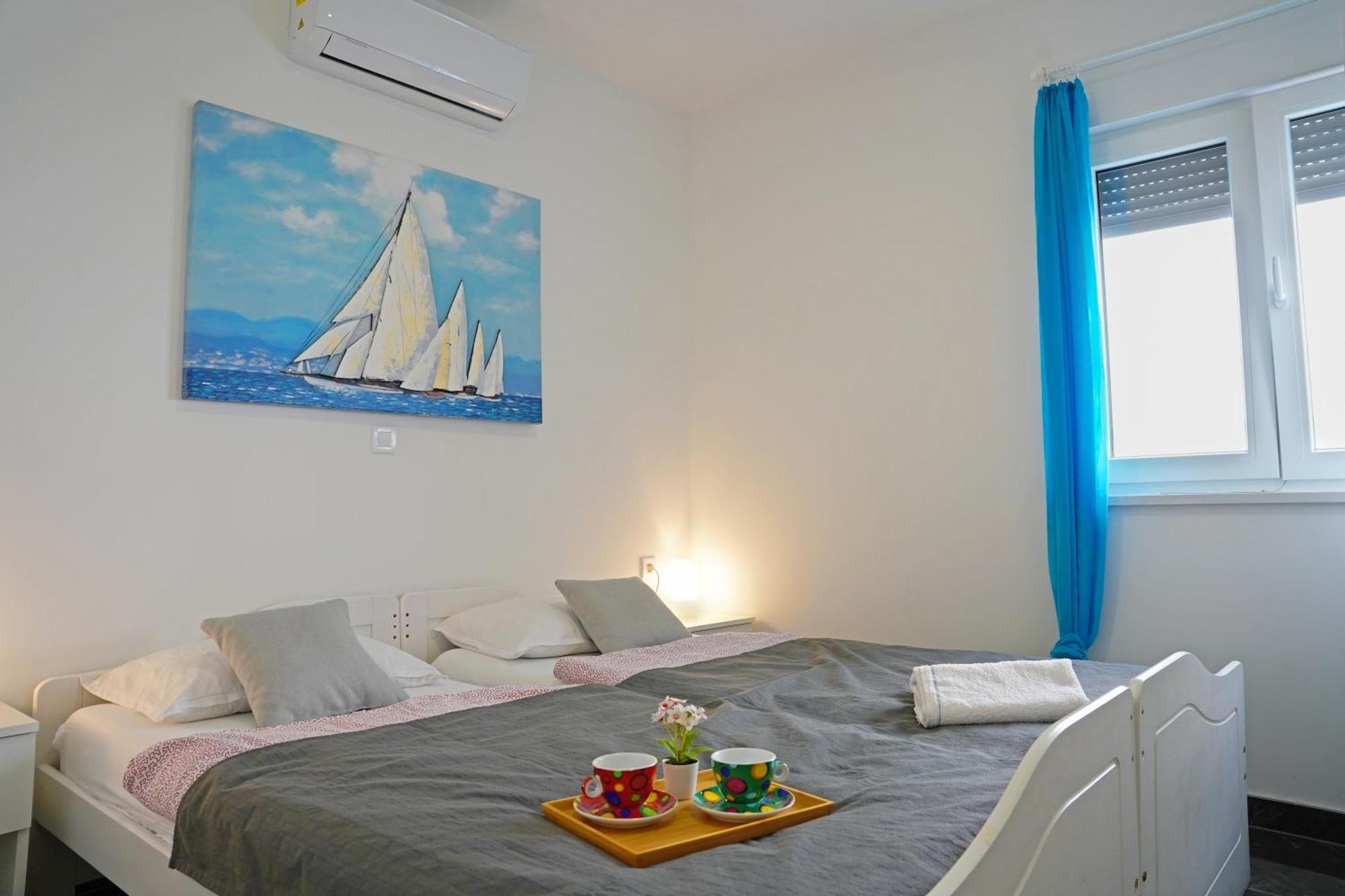 Sobol 'navis' With Private Jacuzzi Crikvenica